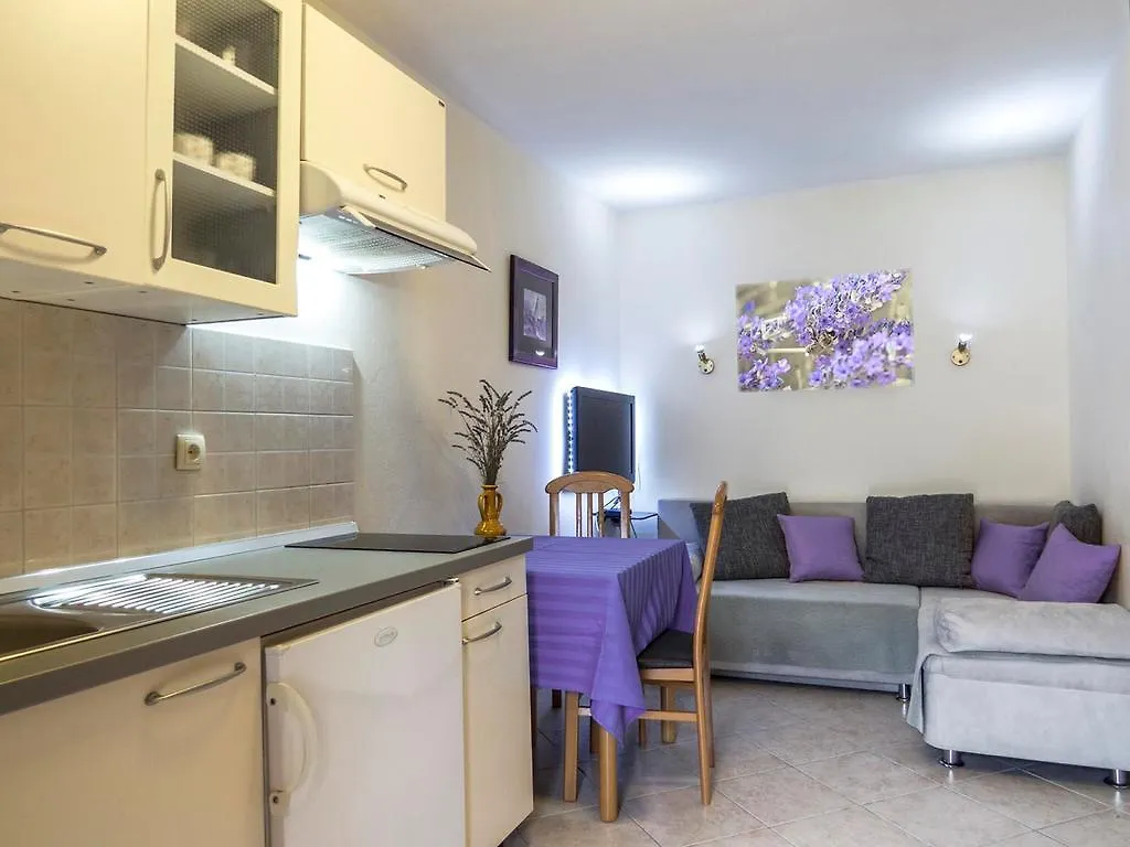 Apartments Tomasic Башка Хорватия