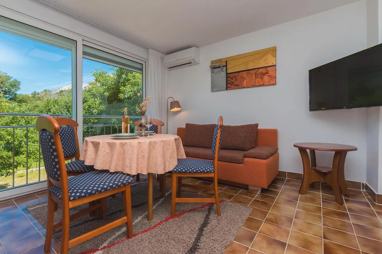 Apartments Tomasic Башка